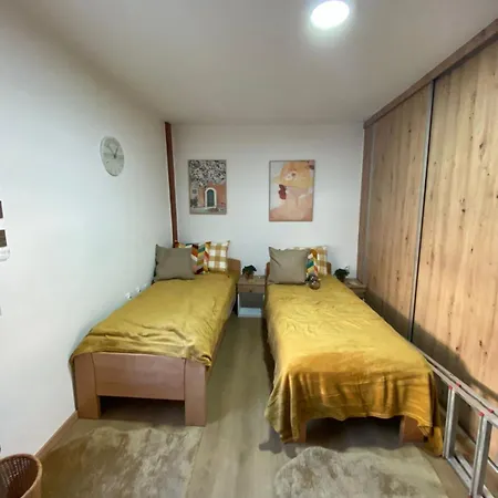 Kapetan-misa Apartamento *